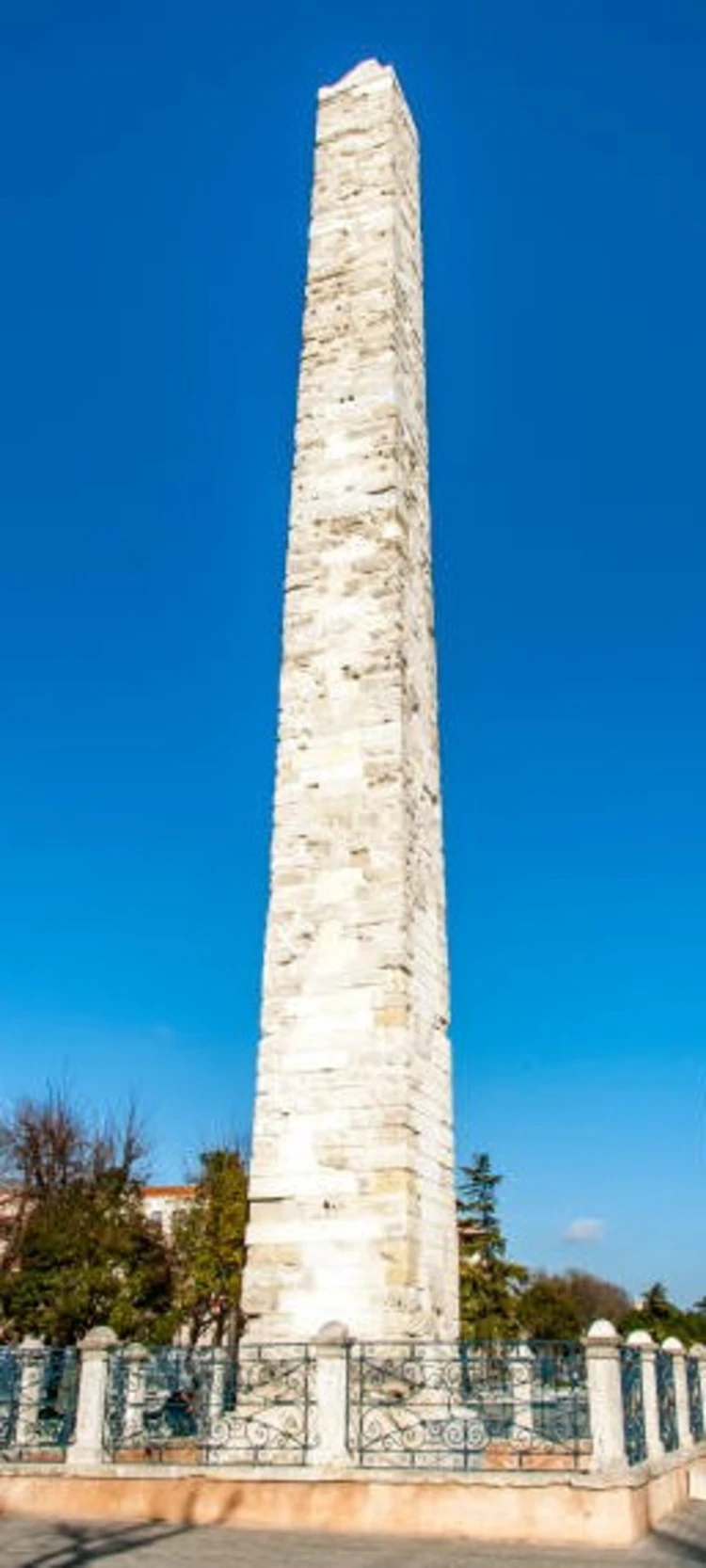 /pix/study/roman/columna/obeliscus-constantini-porphyrogeniti-thumb.webp